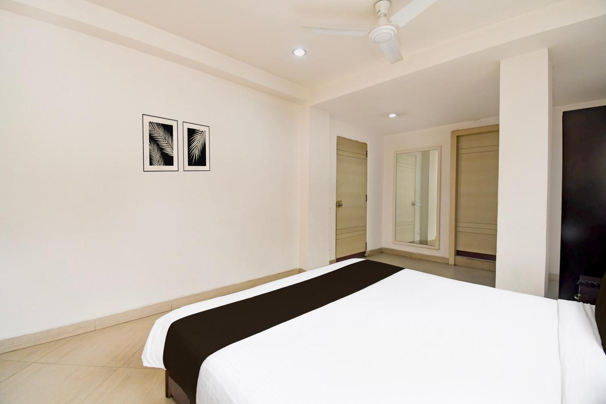 Super Townhouse Harmu Road Formerly Elite City Ранчи Экстерьер фото